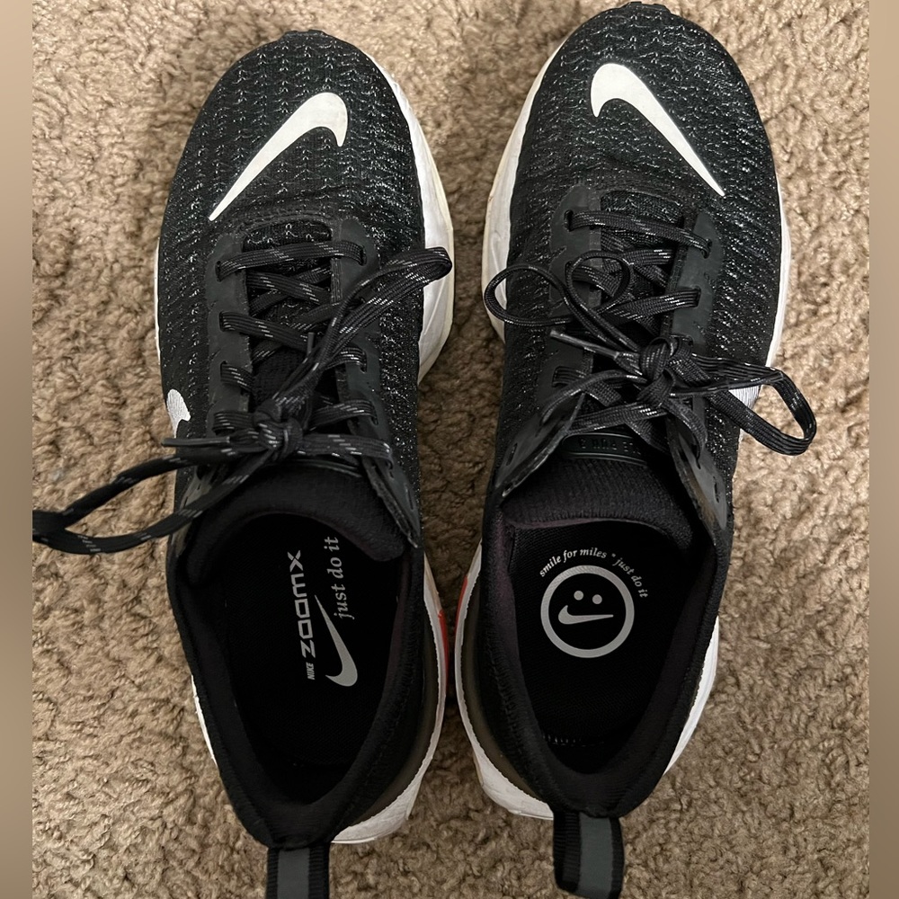 Nike Women’s Invincible 3 Running Shoes